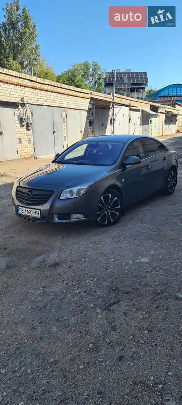 Седан Opel Insignia 2009 в Миколаєві