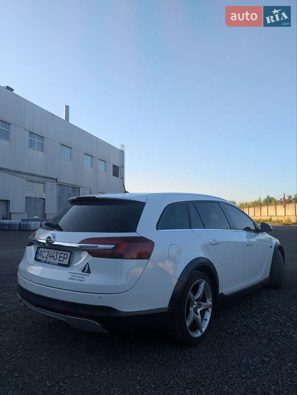 Універсал Opel Insignia 2015 в Луцьку