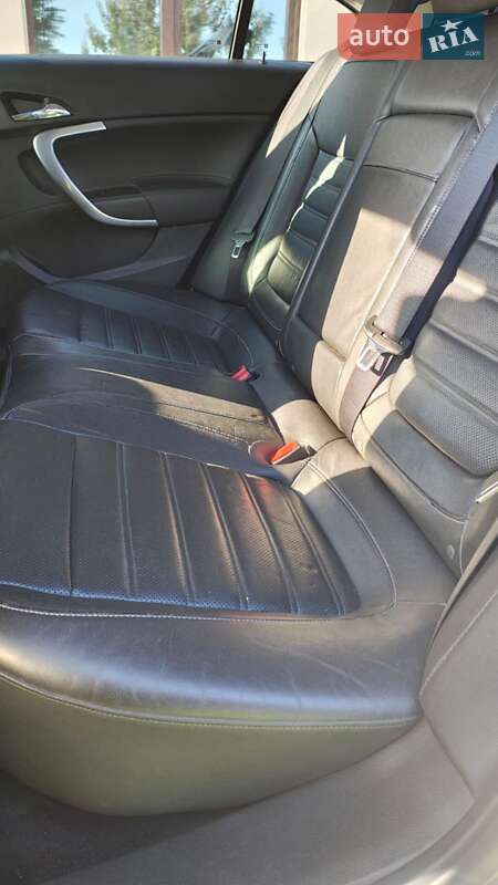 Лифтбек Opel Insignia 2012 в Луцке