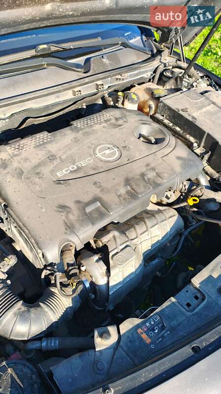 Лифтбек Opel Insignia 2012 в Луцке