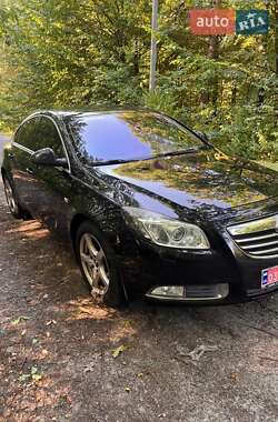 Седан Opel Insignia 2009 в Киверцах