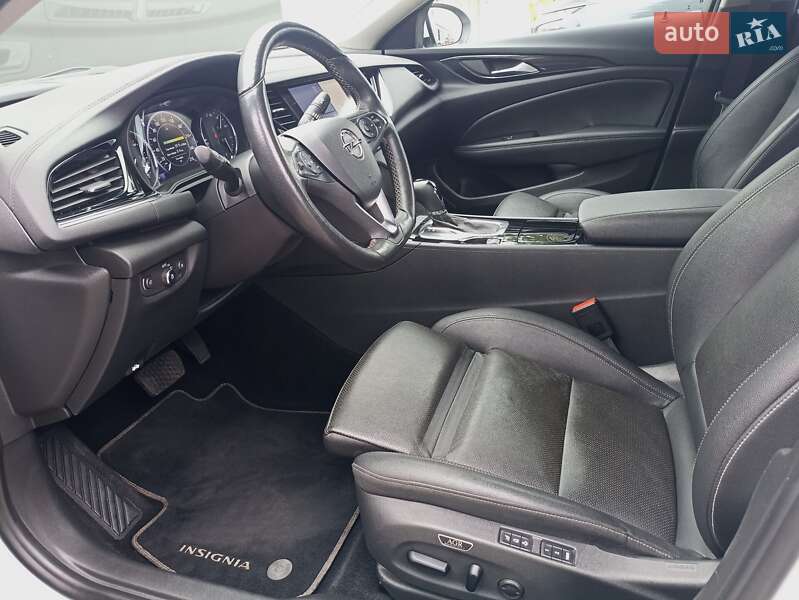 Седан Opel Insignia 2019 в Львові фото 29 Седан Opel Insignia 2019 в Львові