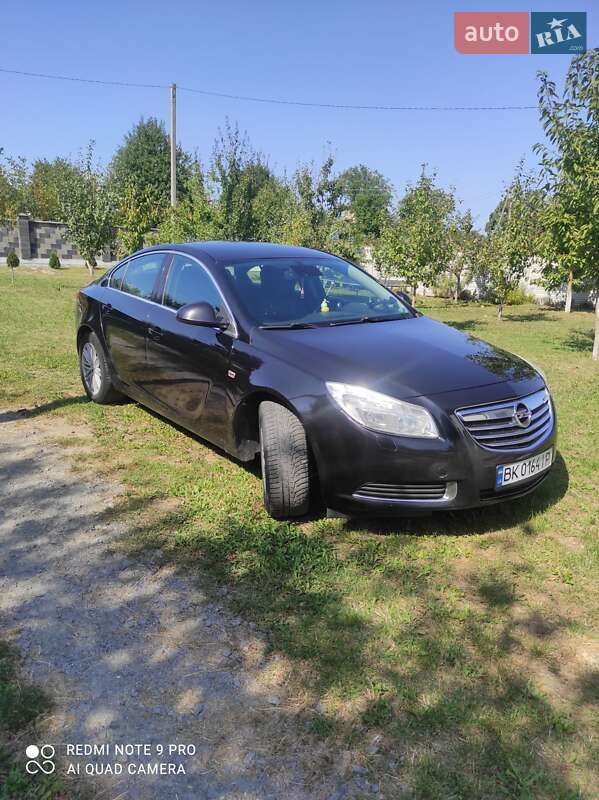 Седан Opel Insignia 2008 в Здолбуніві