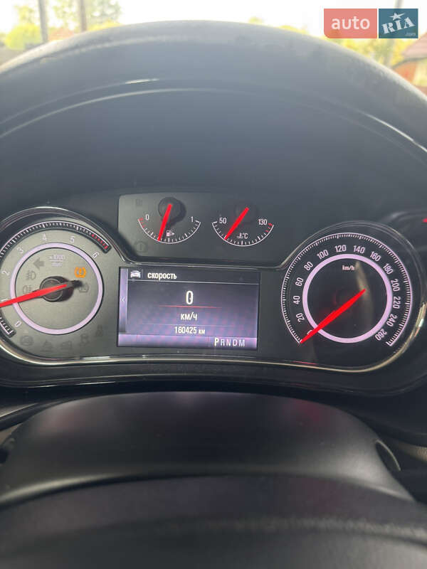 Седан Opel Insignia 2013 в Тячеве