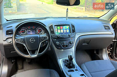 Универсал Opel Insignia 2016 в 