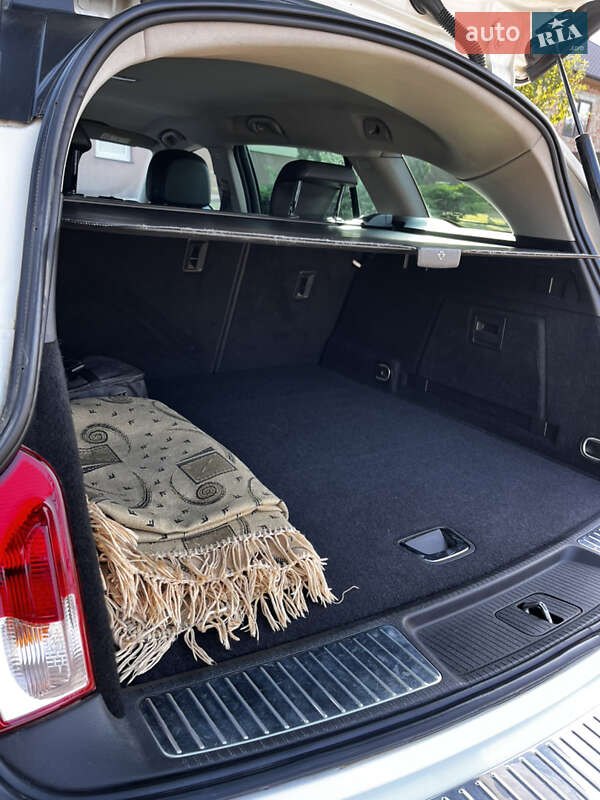 Универсал Opel Insignia 2014 в Черновцах