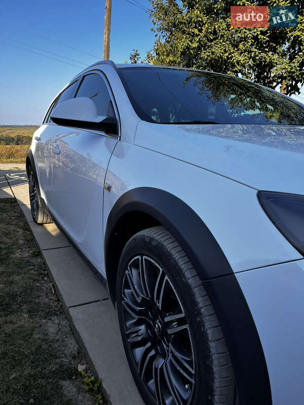 Универсал Opel Insignia 2014 в Черновцах
