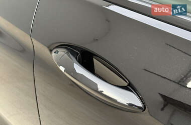 Лифтбек Opel Insignia 2020 в 