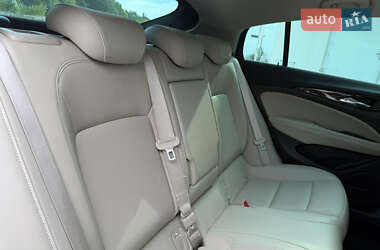 Лифтбек Opel Insignia 2020 в 