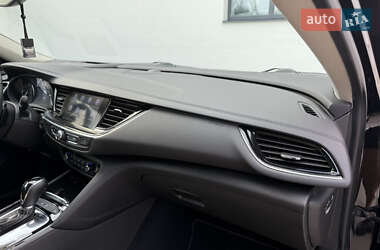 Лифтбек Opel Insignia 2020 в 