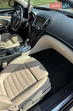 Универсал Opel Insignia 2014 в 
