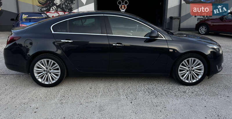 Лифтбек Opel Insignia 2013 в Житомире