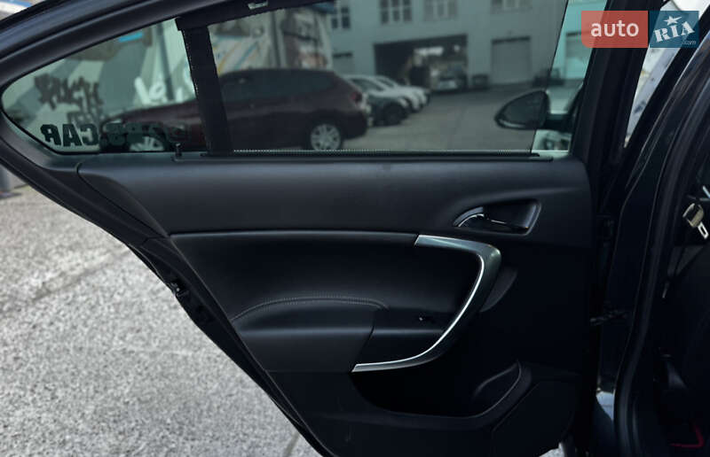 Лифтбек Opel Insignia 2013 в Житомире