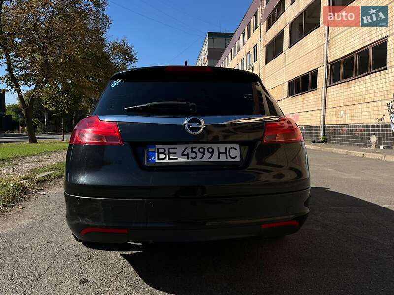 Универсал Opel Insignia 2011 в Кривом Роге