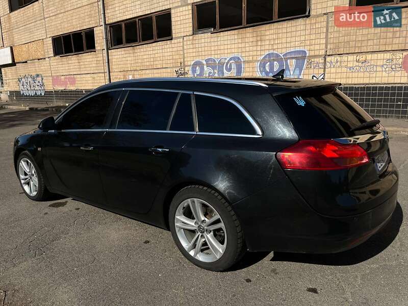 Универсал Opel Insignia 2011 в Кривом Роге
