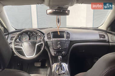 Седан Opel Insignia 2010 в 
