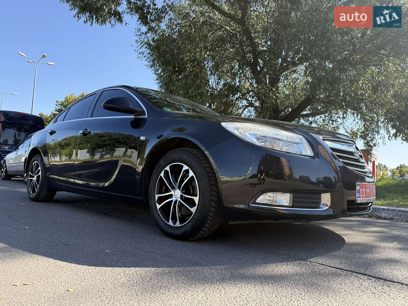 Седан Opel Insignia 2009 в Борисполе