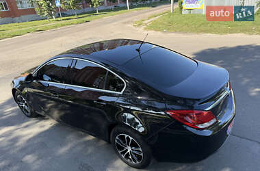 Седан Opel Insignia 2009 в Борисполе