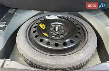 Универсал Opel Insignia 2015 в 