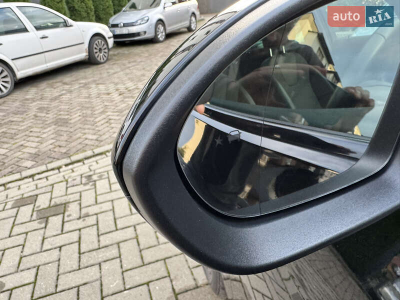 Універсал Opel Insignia 2021 в Хусті