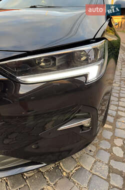 Универсал Opel Insignia 2021 в 