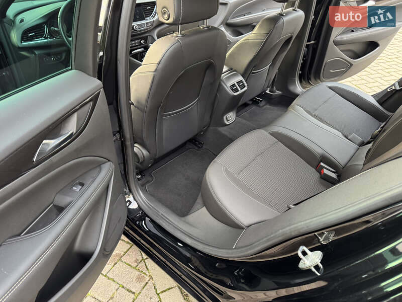 Універсал Opel Insignia 2021 в Хусті