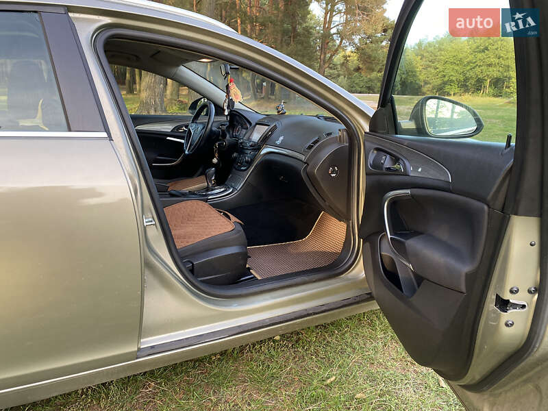 Универсал Opel Insignia 2016 в Ратным