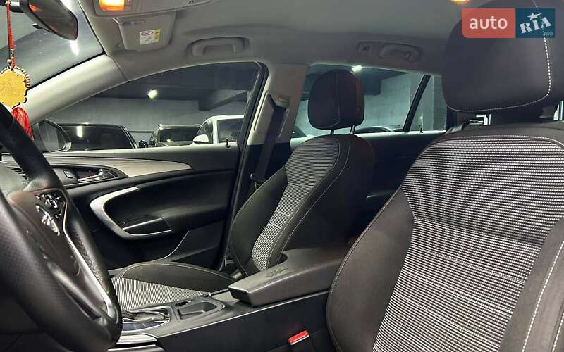 Универсал Opel Insignia 2016 в Черновцах