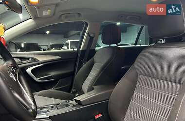 Универсал Opel Insignia 2016 в 