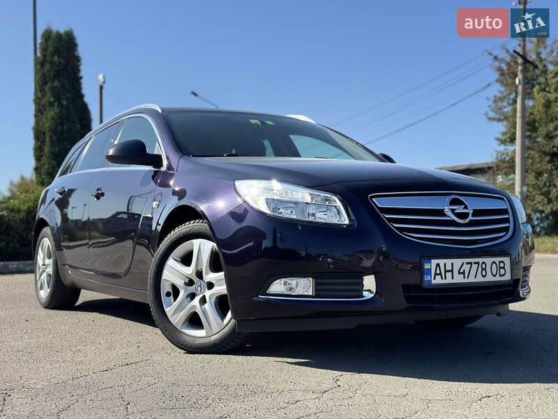 Opel Insignia 2011