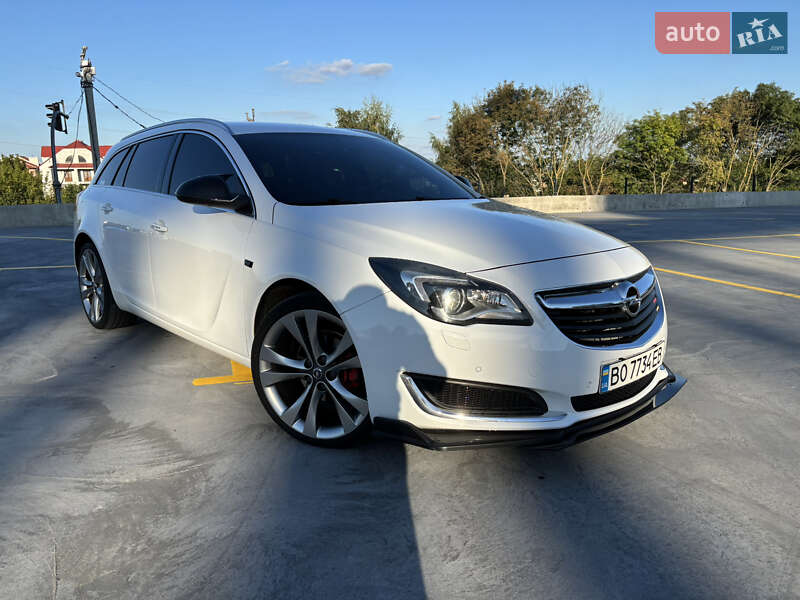 Універсал Opel Insignia 2016 в Гусятині