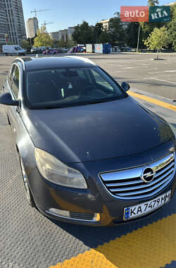 Универсал Opel Insignia 2010 в 