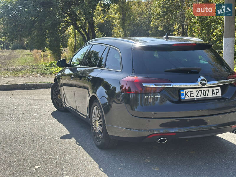 Универсал Opel Insignia 2014 в Кривом Роге