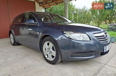 Универсал Opel Insignia 2010 в 