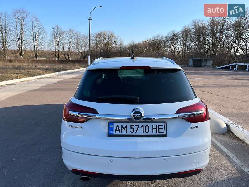 Универсал Opel Insignia 2016 в Коростышеве