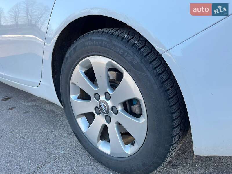 Универсал Opel Insignia 2016 в Коростышеве