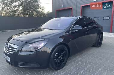 Седан Opel Insignia 2009 в Чернівцях