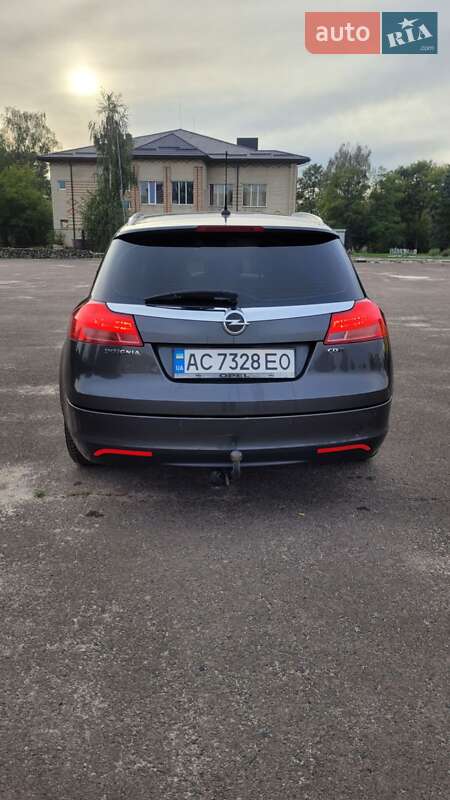 Универсал Opel Insignia 2010 в Луцке