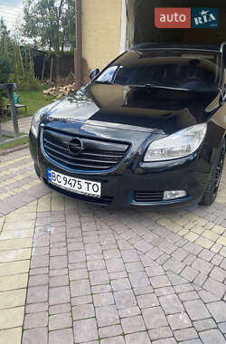 Універсал Opel Insignia 2012 в Жовкві