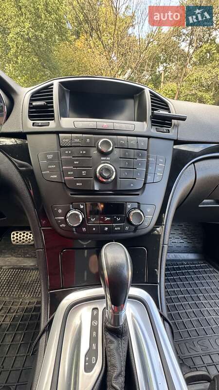 Универсал Opel Insignia 2012 в Новомосковске