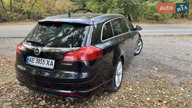 Универсал Opel Insignia 2012 в Новомосковске