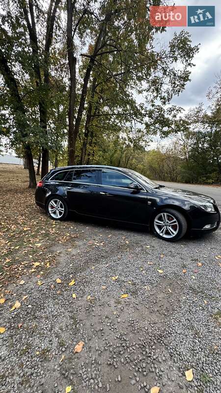 Универсал Opel Insignia 2012 в Новомосковске