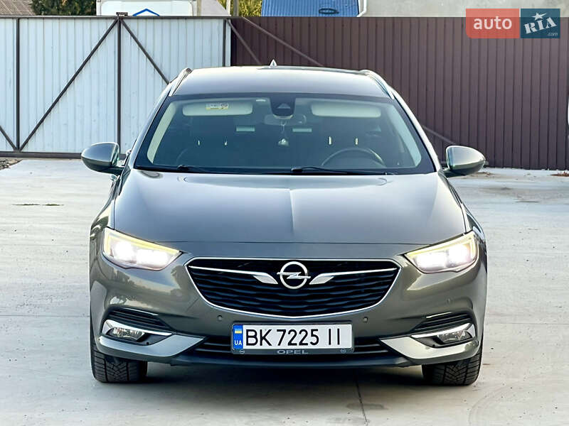 Универсал Opel Insignia 2017 в Млинове
