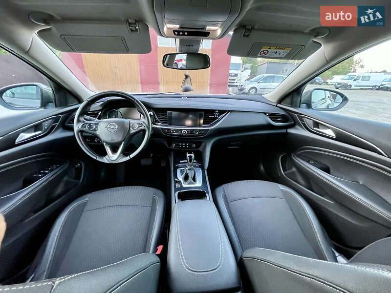 Универсал Opel Insignia 2017 в Млинове