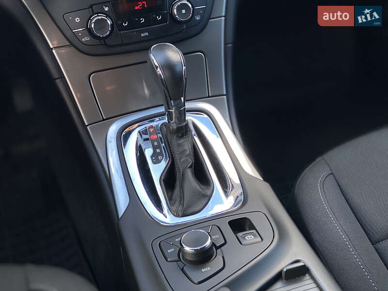 Универсал Opel Insignia 2011 в Луцке