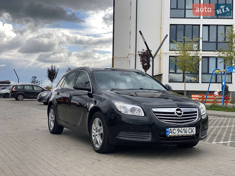 Универсал Opel Insignia 2011 в Луцке