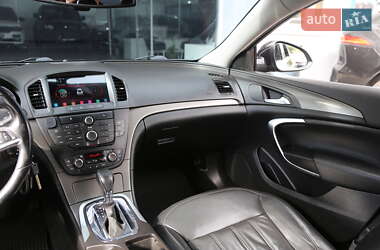Седан Opel Insignia 2009 в  фото 14 Седан Opel Insignia 2009 в