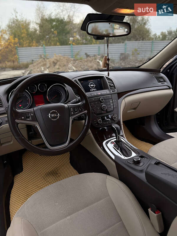 Універсал Opel Insignia 2010 в Києві