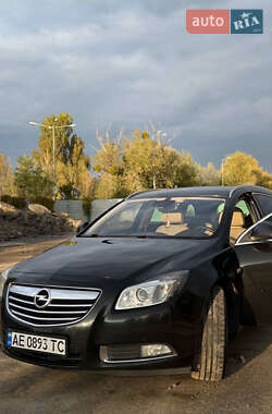 Универсал Opel Insignia 2010 в 