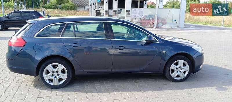 Универсал Opel Insignia 2009 в Львове